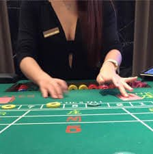 888solts တိုက်ရိုက်ကာစီနို Myanmar Live Baccarat Dragon Tiger Roulette MMK VIP Table